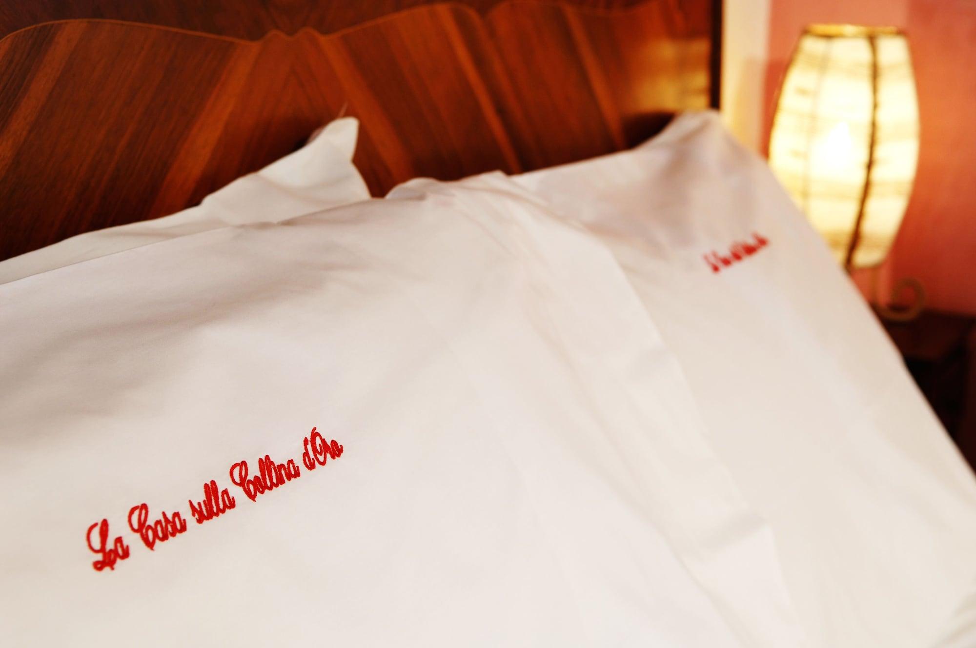La Casa Sulla Collina D'Oro Bed & Breakfast เปียซซา อาร์เมรีนา ภายนอก รูปภาพ