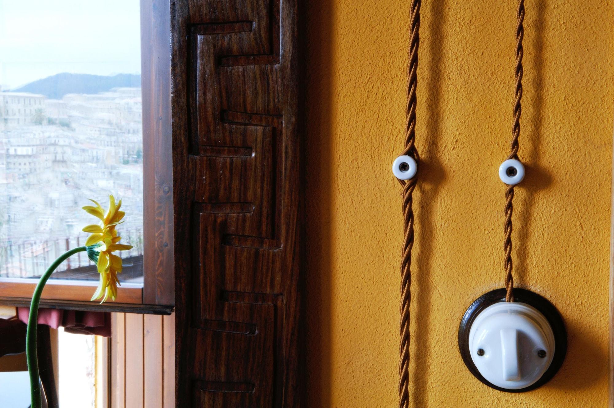 La Casa Sulla Collina D'Oro Bed & Breakfast เปียซซา อาร์เมรีนา ภายนอก รูปภาพ