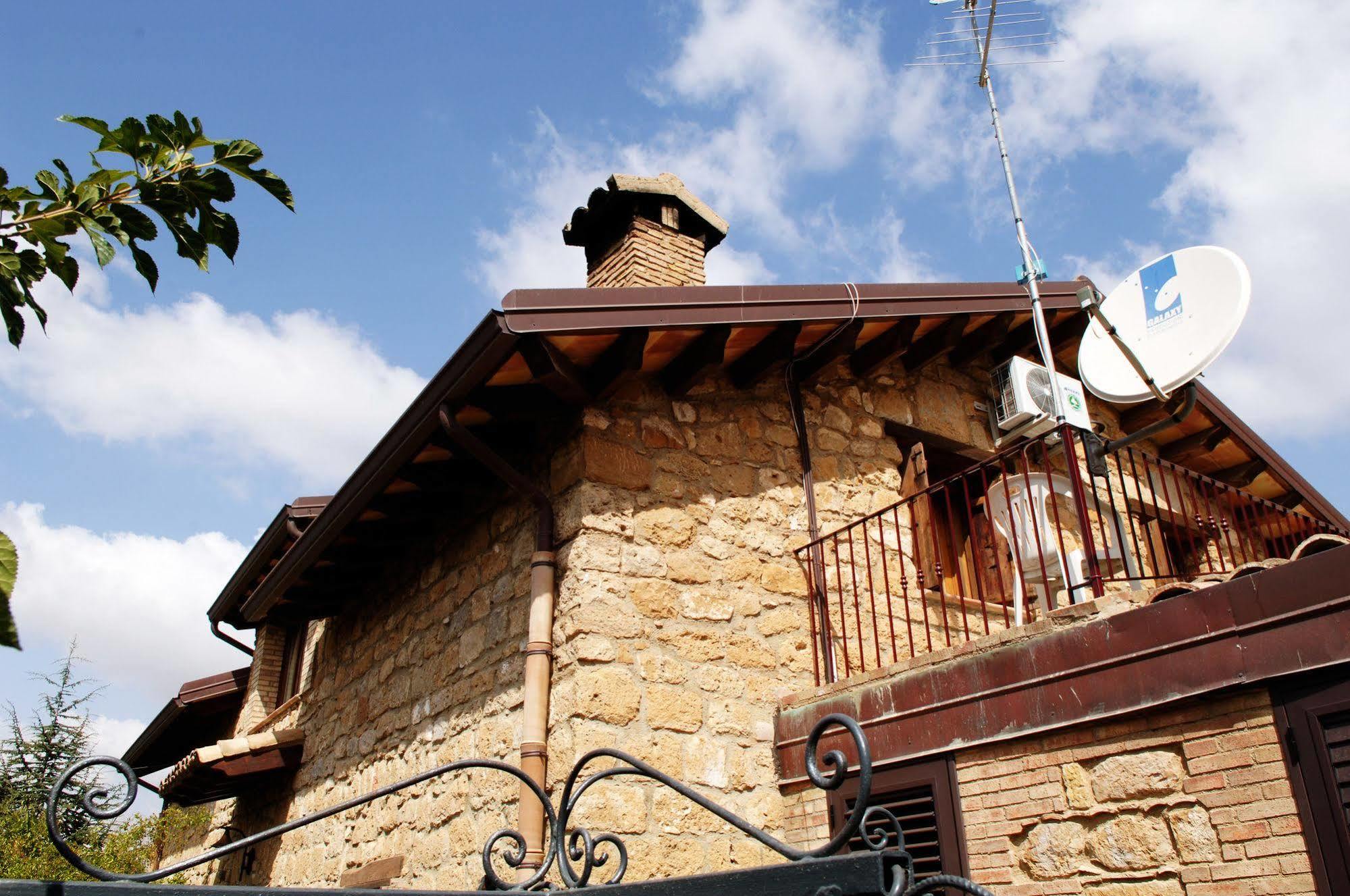 La Casa Sulla Collina D'Oro Bed & Breakfast เปียซซา อาร์เมรีนา ภายนอก รูปภาพ