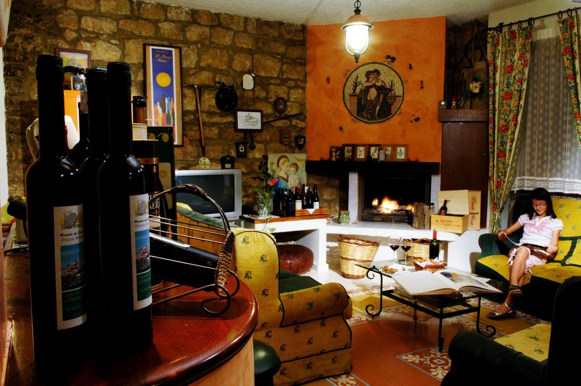 La Casa Sulla Collina D'Oro Bed & Breakfast เปียซซา อาร์เมรีนา ภายนอก รูปภาพ